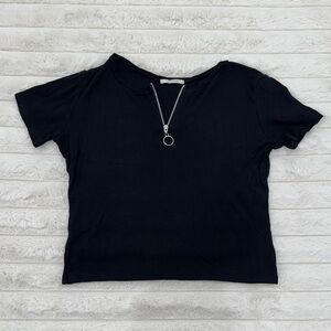Elegant Black Zippered Women's Tee